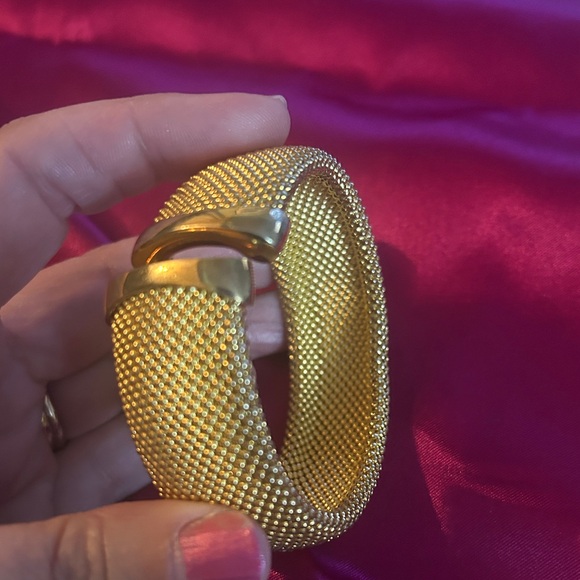 Women’s Cuff Bracelet. - Picture 4 of 6